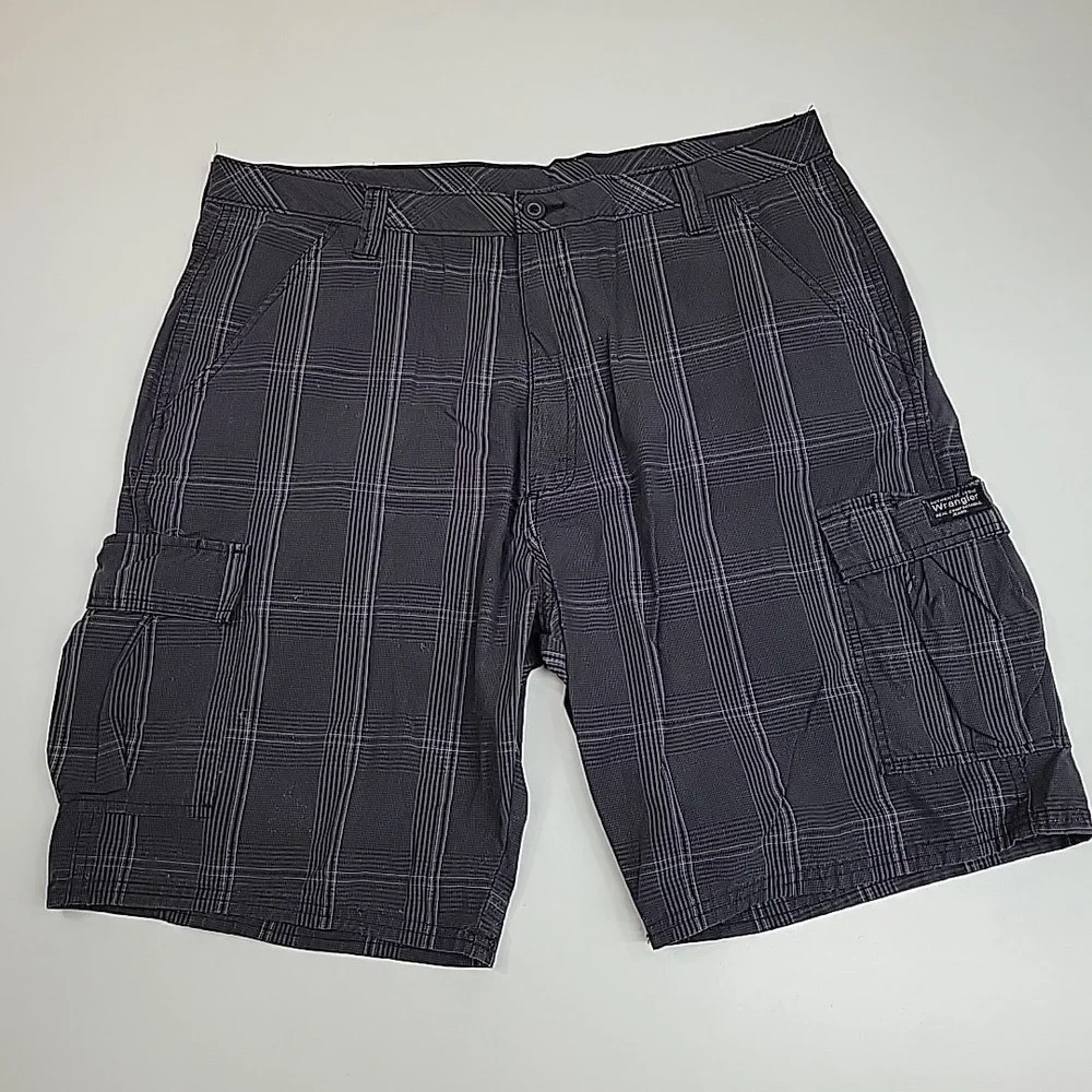 Wrangler Cargo‎ Shorts Mens 38 Gray Plaid Cotton Casual Outdoor Preppy Comfy